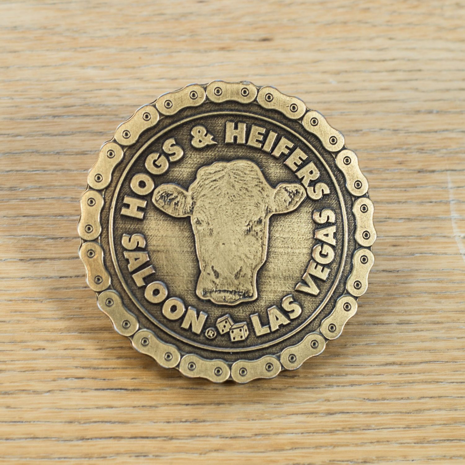 Brass Chain Belt Buckle – Las Vegas Logo – Hogs & Heifers Saloon Las Vegas