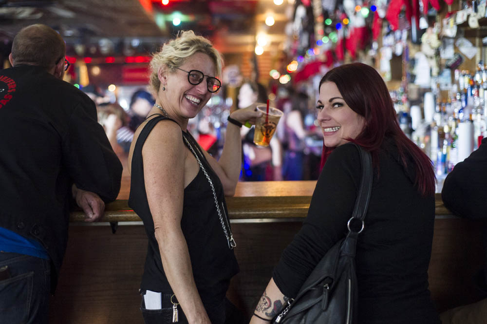 Hogs & Heifers Saloon_0109