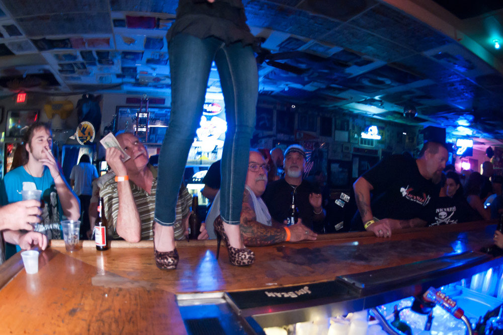 Hogs & Heifers Saloon Las Vegas_0004