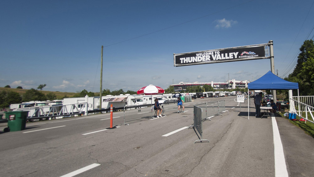 Hogs & Heifers Saloon Las Vegas_0003