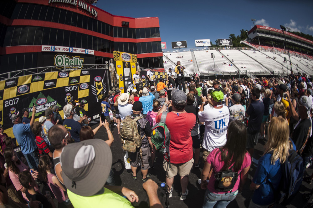 Hogs & Heifers Saloon Las Vegas_0005