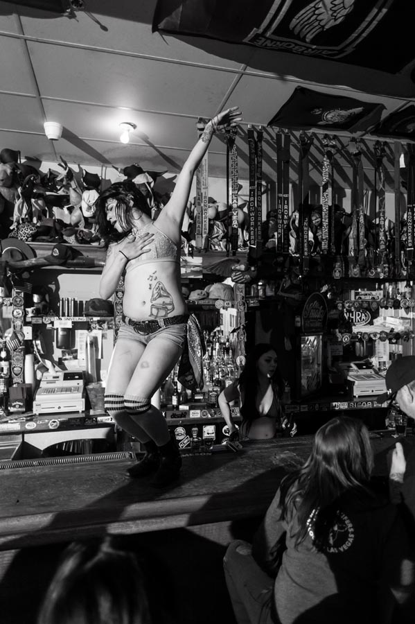 Hogs & Heifers Saloon_Toys Run_601046