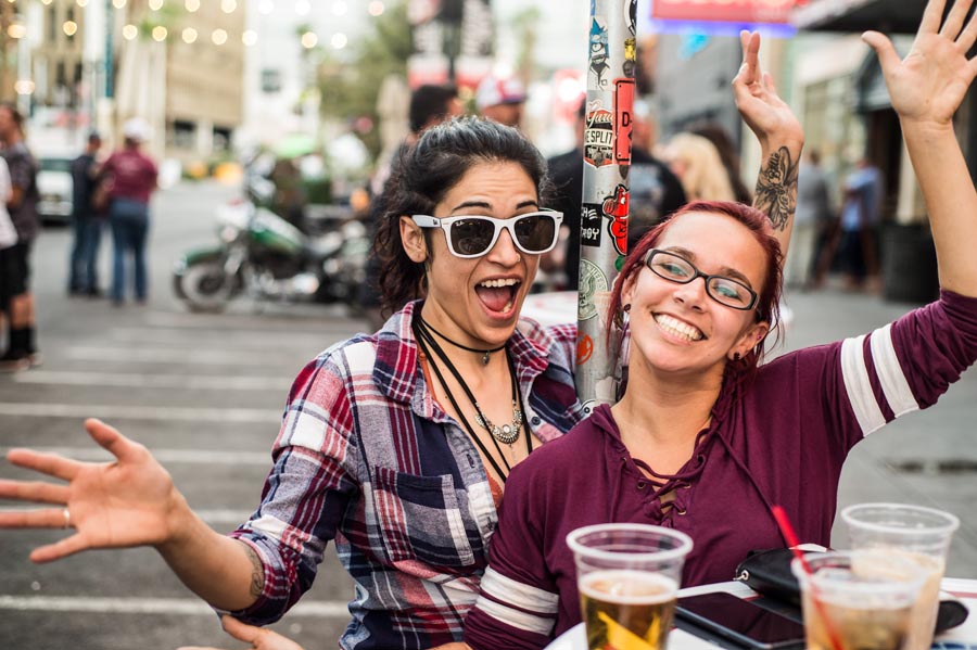 Hogs & Heifers Saloon_Toys Run_601064